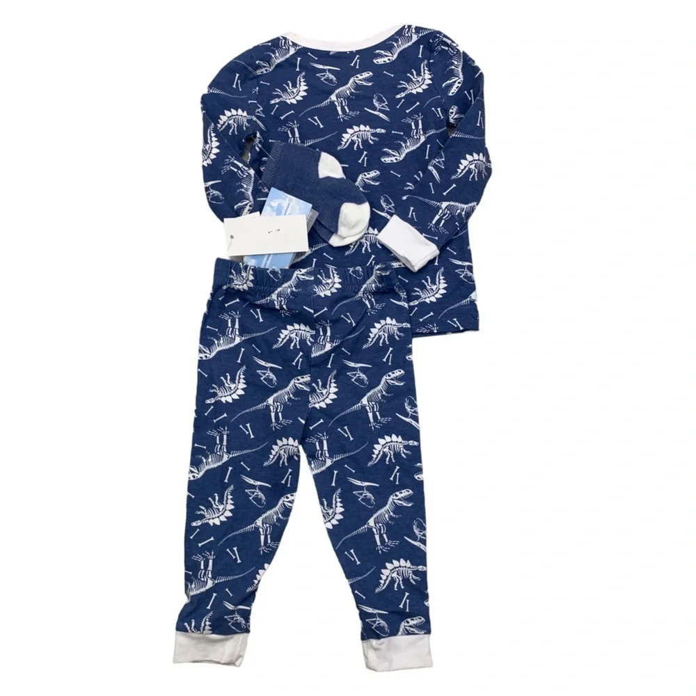 Max & Olivia Baby Boys 2 Piece Pajama Set with Socks Size 18M